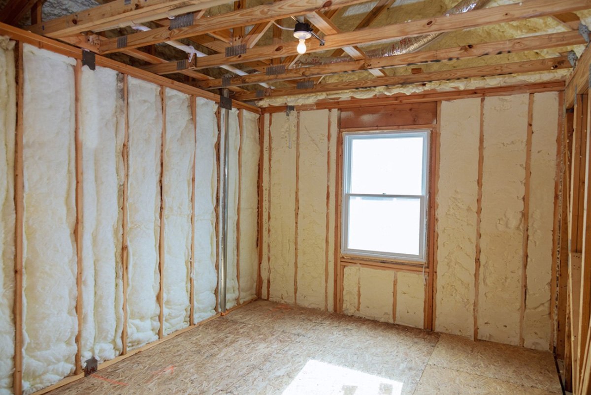 Стены, за которыми тепло: Как утеплитель влияет на комфорт и энергосбережение