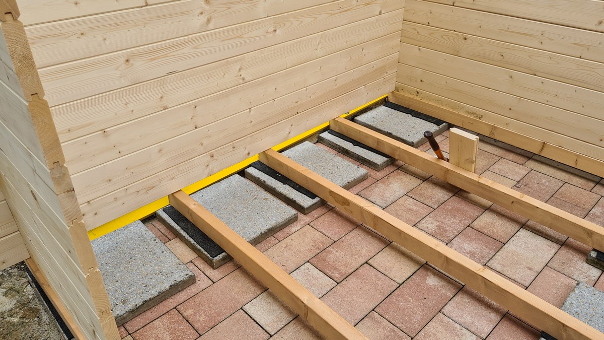 Как утеплить пол частного дома: утеплитель для пола