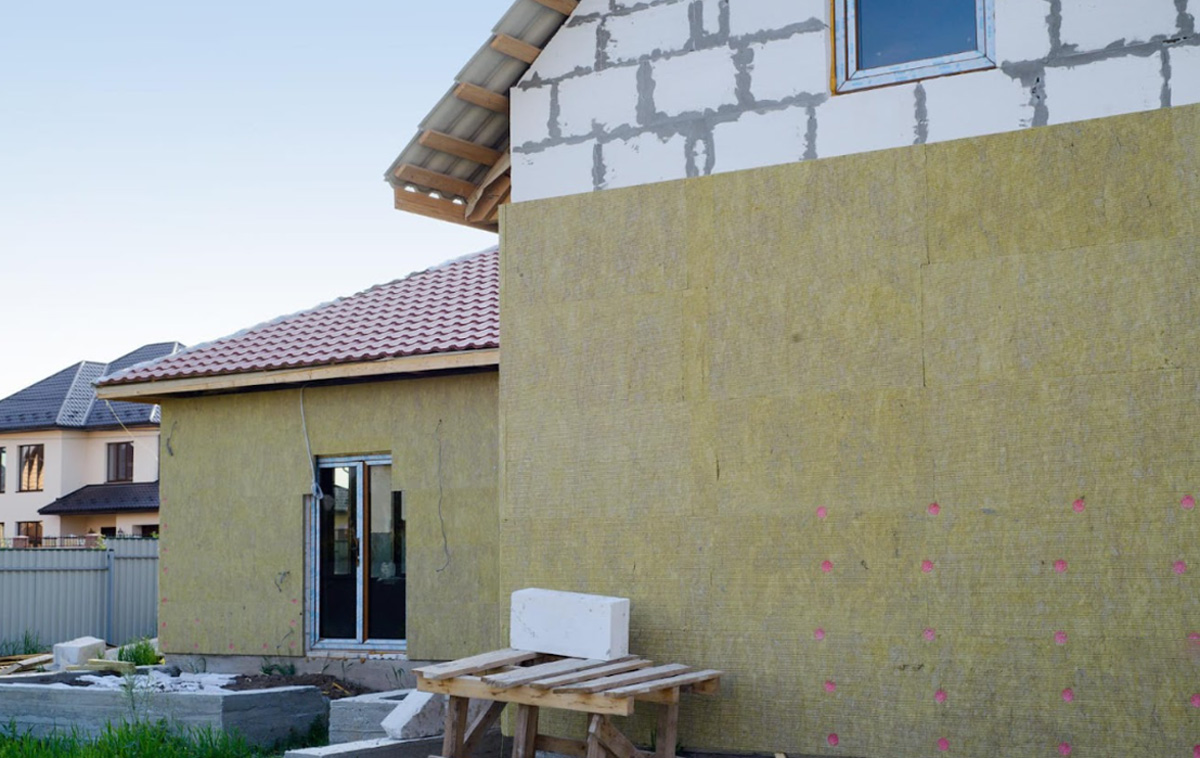 Утепление частного дома. Почему важно утеплять дом?