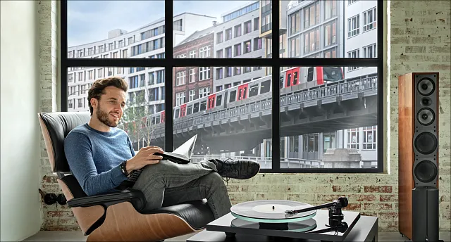 Стройка и лай собак раздражают меньше всего: какие шумы россияне готовы терпеть