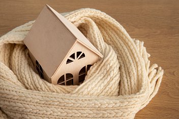 Утепление «по старинке»: являются ли опилки альтернативой минвате