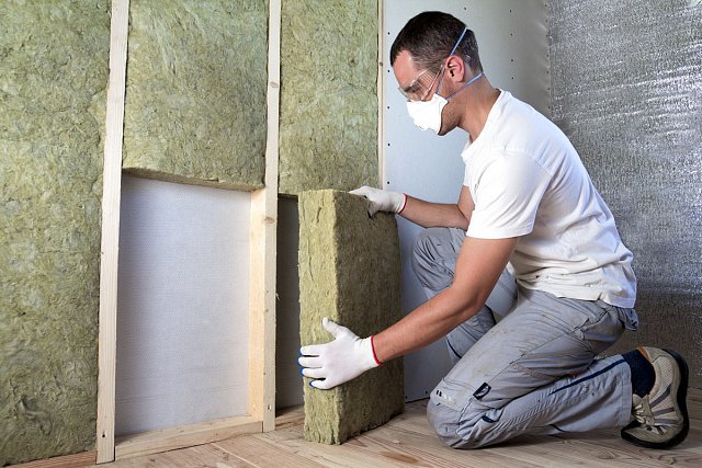 Как правильно сделать утепление стен дома изнутри: полный гид